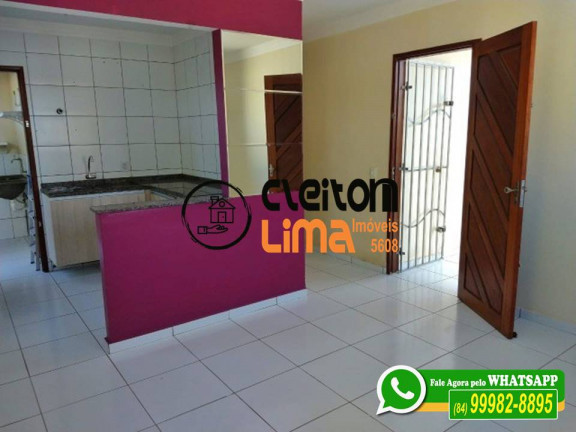 Casa com 3 Quartos à Venda,  em Nova Esperança - Parnamirim