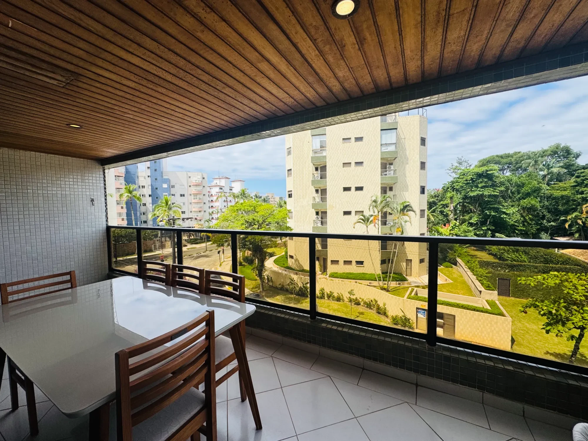 Imagem Apartamento com 3 Quartos à Venda, 104 m² em Riviera - Bertioga