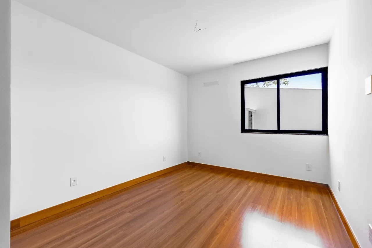Imagem Casa de Condomínio com 4 Quartos à Venda, 152 m² em Tijuca - Teresópolis