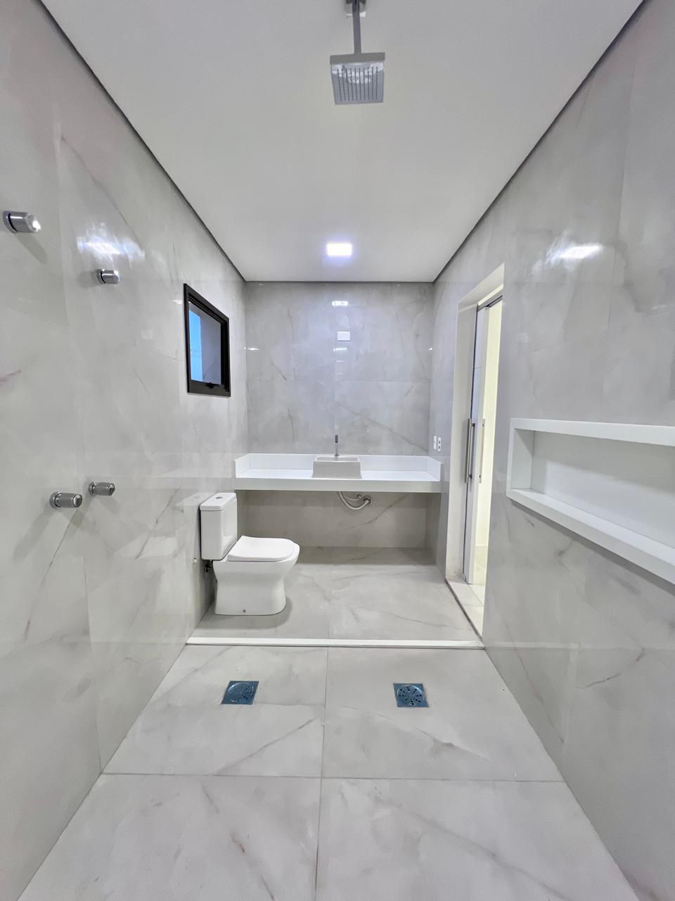 Imagem Casa de Condomínio com 5 Quartos à Venda, 393 m² em Alphaville Ceará 2 - Eusébio