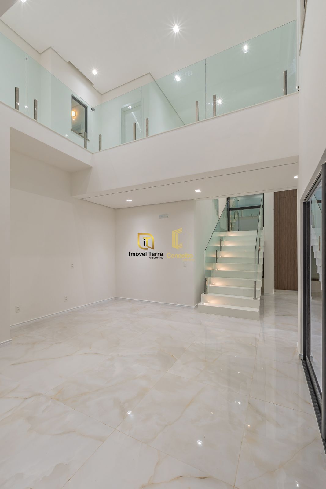 Imagem Casa de Condomínio com 5 Quartos à Venda, 356 m² em Cidade Alpha - Eusébio