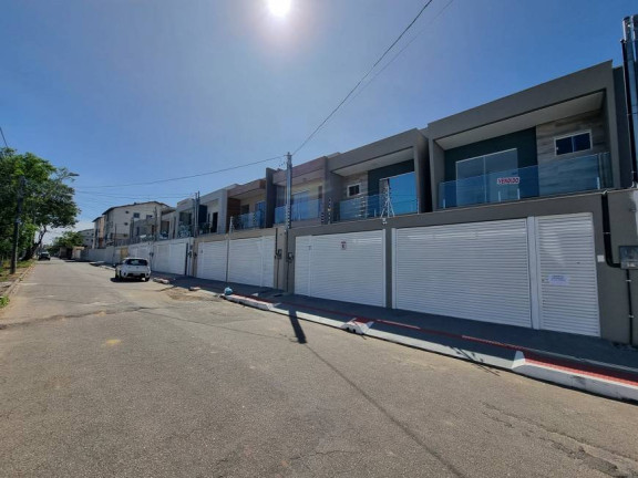 Casa com 3 Quartos à Venda, 133 m²em Colina de Laranjeiras - Serra