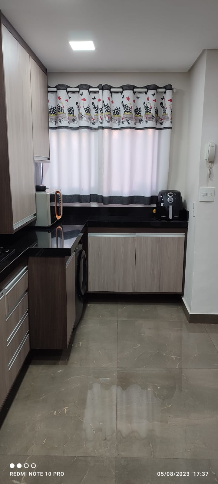 Imagem Apartamento com 2 Quartos à Venda, 60 m²em Jardim Tupanci - Barueri