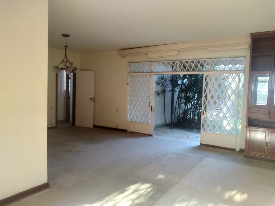 Imagem Sobrado com 2 Quartos à Venda, 250 m²em Vila Madalena - São Paulo