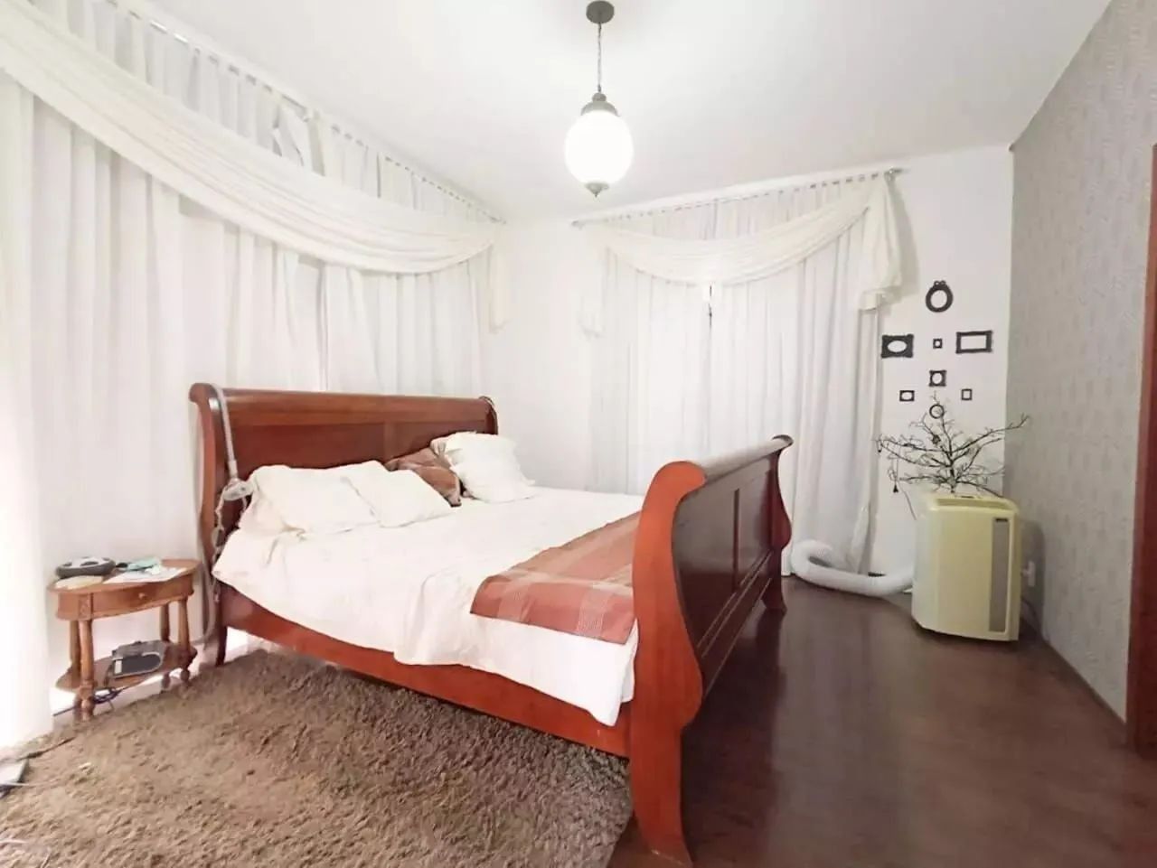 Imagem Casa com 5 Quartos à Venda, 300 m² em São Pedro - Juiz de Fora