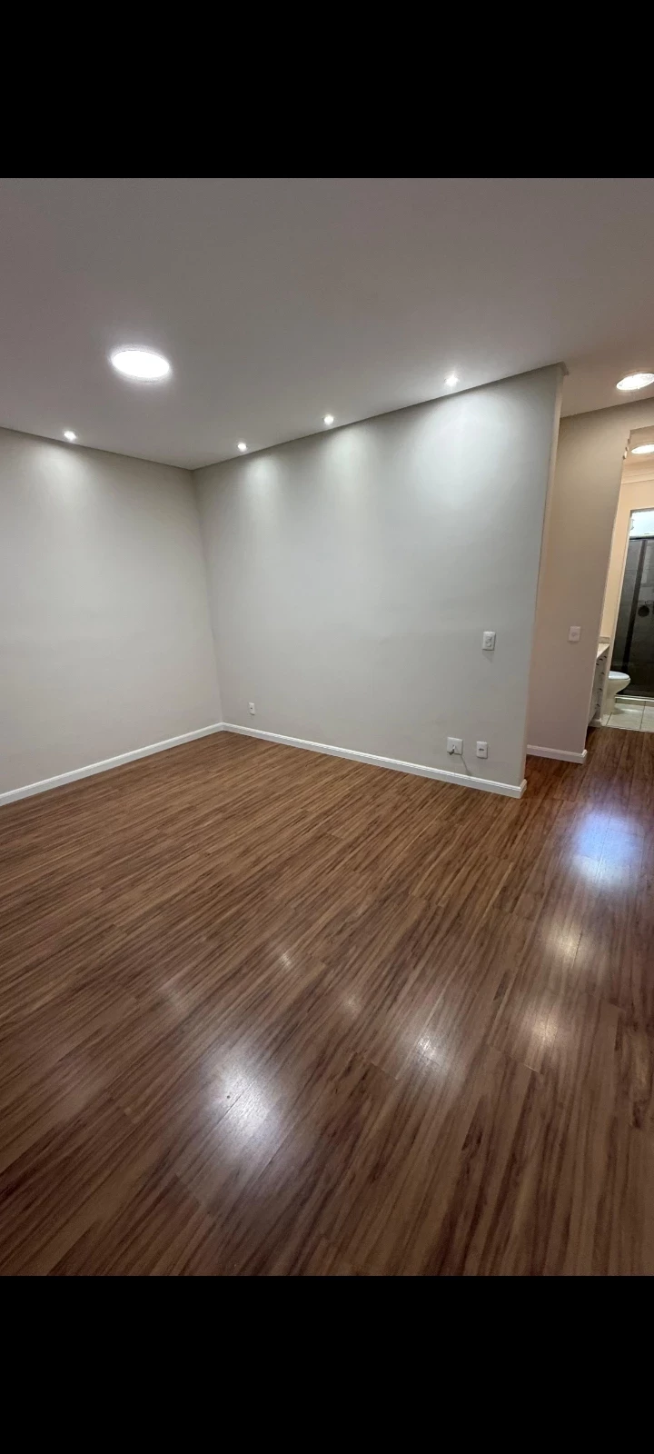 Imagem Apartamento com 2 Quartos à Venda, 56 m² em Jardim Santa Teresa - Jundiaí