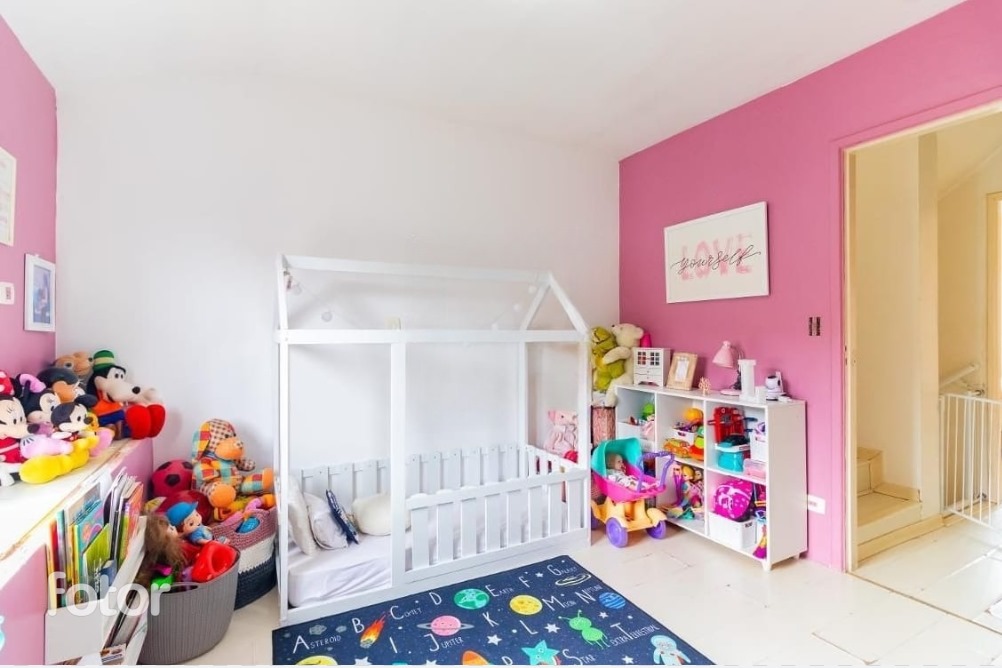 Imagem Casa de Condomínio com 3 Quartos à Venda, 140 m²em Pedreira - São Paulo