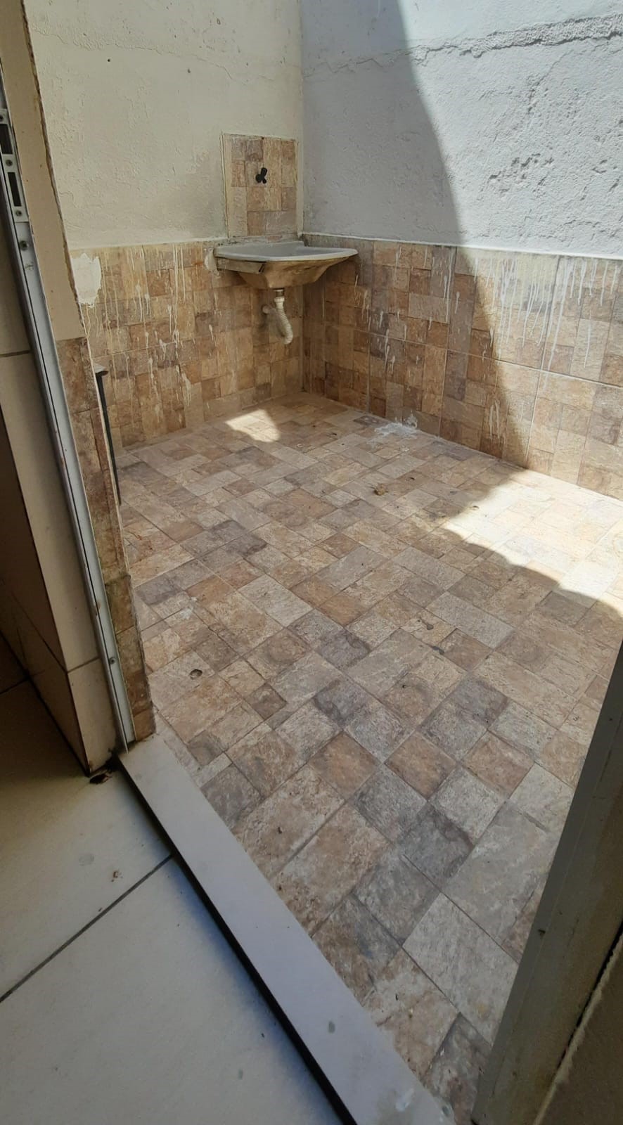 Imagem Casa de Condomínio com 2 Quartos à Venda, 63 m² em Siqueira - Fortaleza