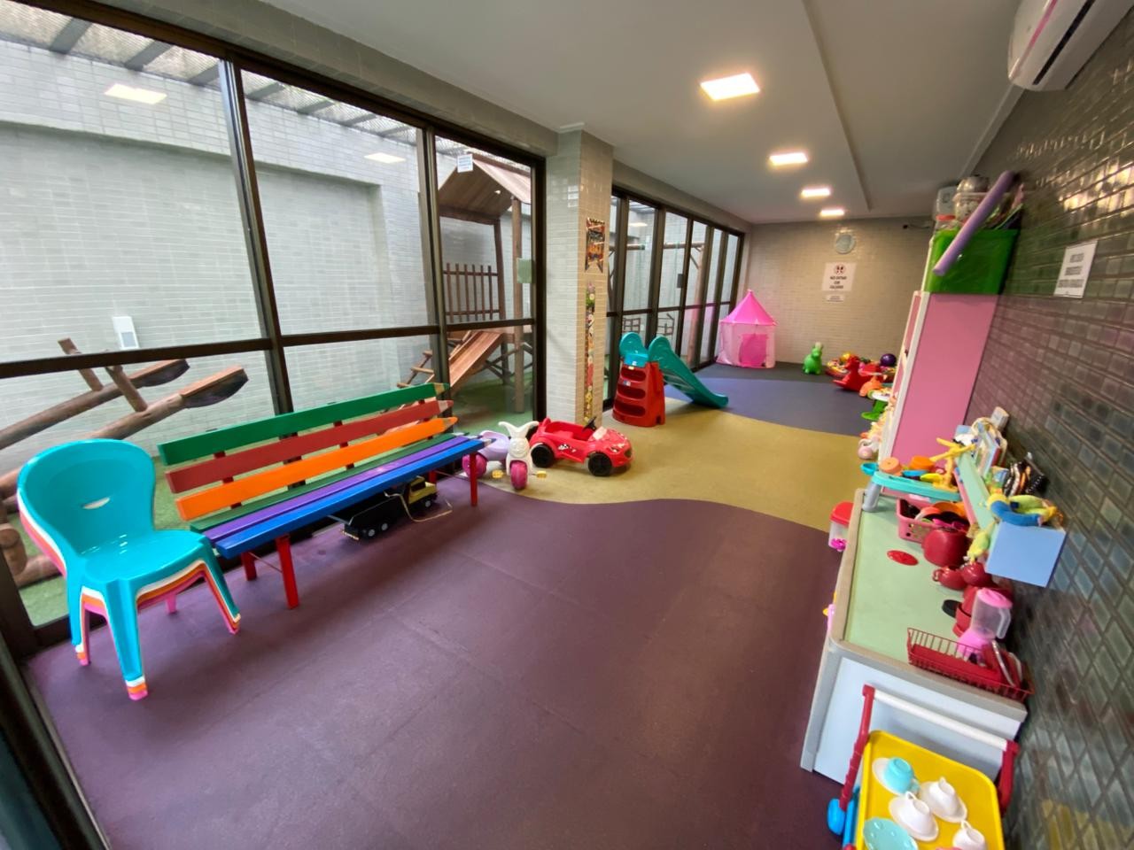 Imagem Apartamento com 3 Quartos para Alugar, 72 m² em Graças - Recife