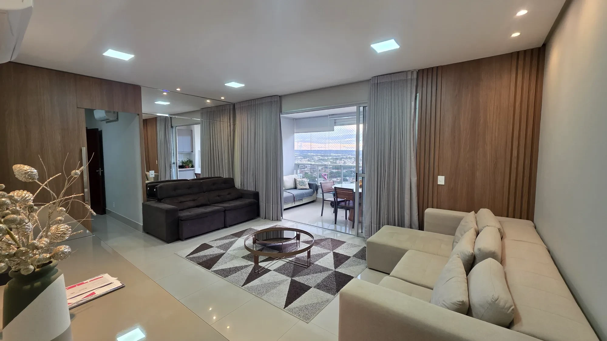 Imagem Apartamento com 3 Quartos para Alugar, 157 m² em Tancredo Neves - Cuiabá