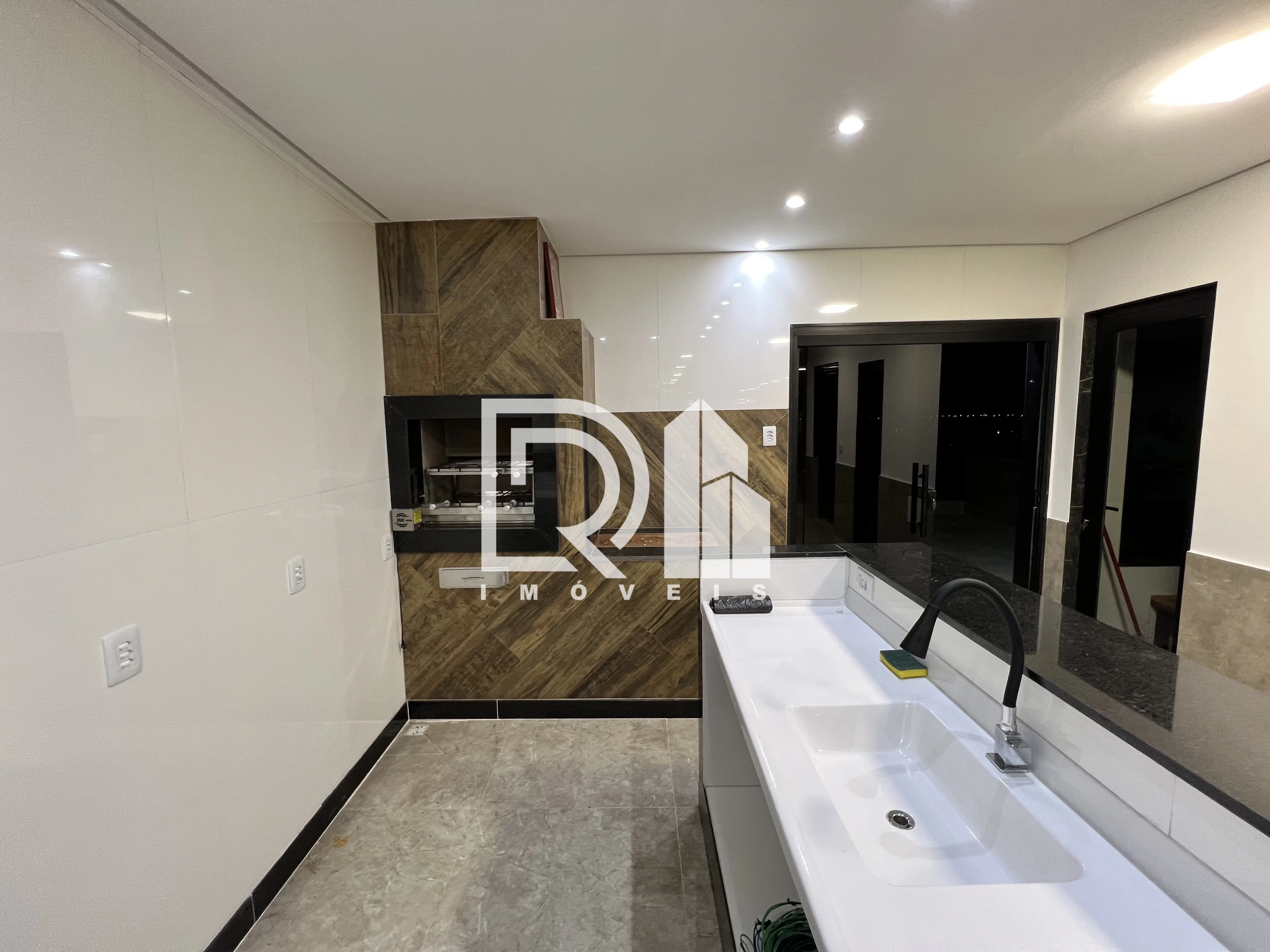 Imagem Casa com 3 Quartos à Venda, 380 m² em Guará II - Brasília