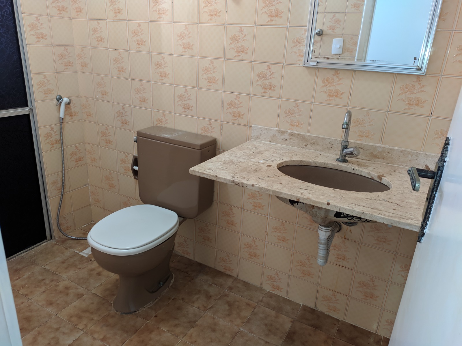 Imagem Apartamento com 4 Quartos para Alugar, 200 m²em Jurunas - Belém