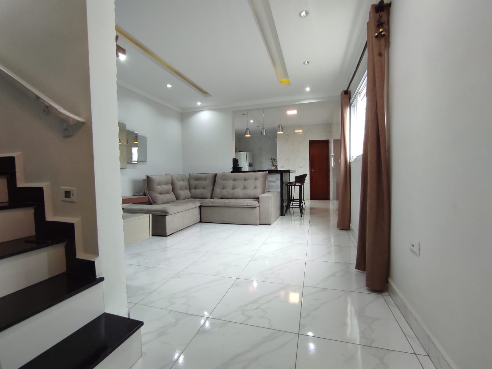 Imagem Casa com 2 Quartos à Venda, 110 m²em Jardim Independência - São Vicente