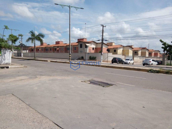 Imagem Apartamento com 2 Quartos à Venda,  em Cidade Nova - Maracanaú