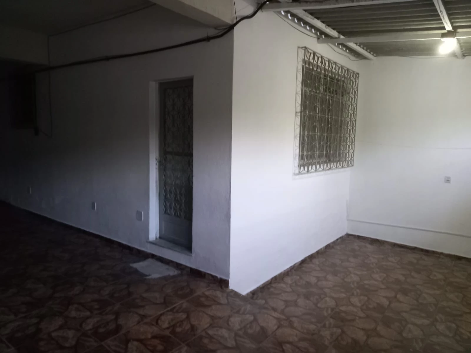 Foto do imóvel: Kitnet com 1 Quarto para Alugar, 35 m² em Realengo - Rio de Janeiro