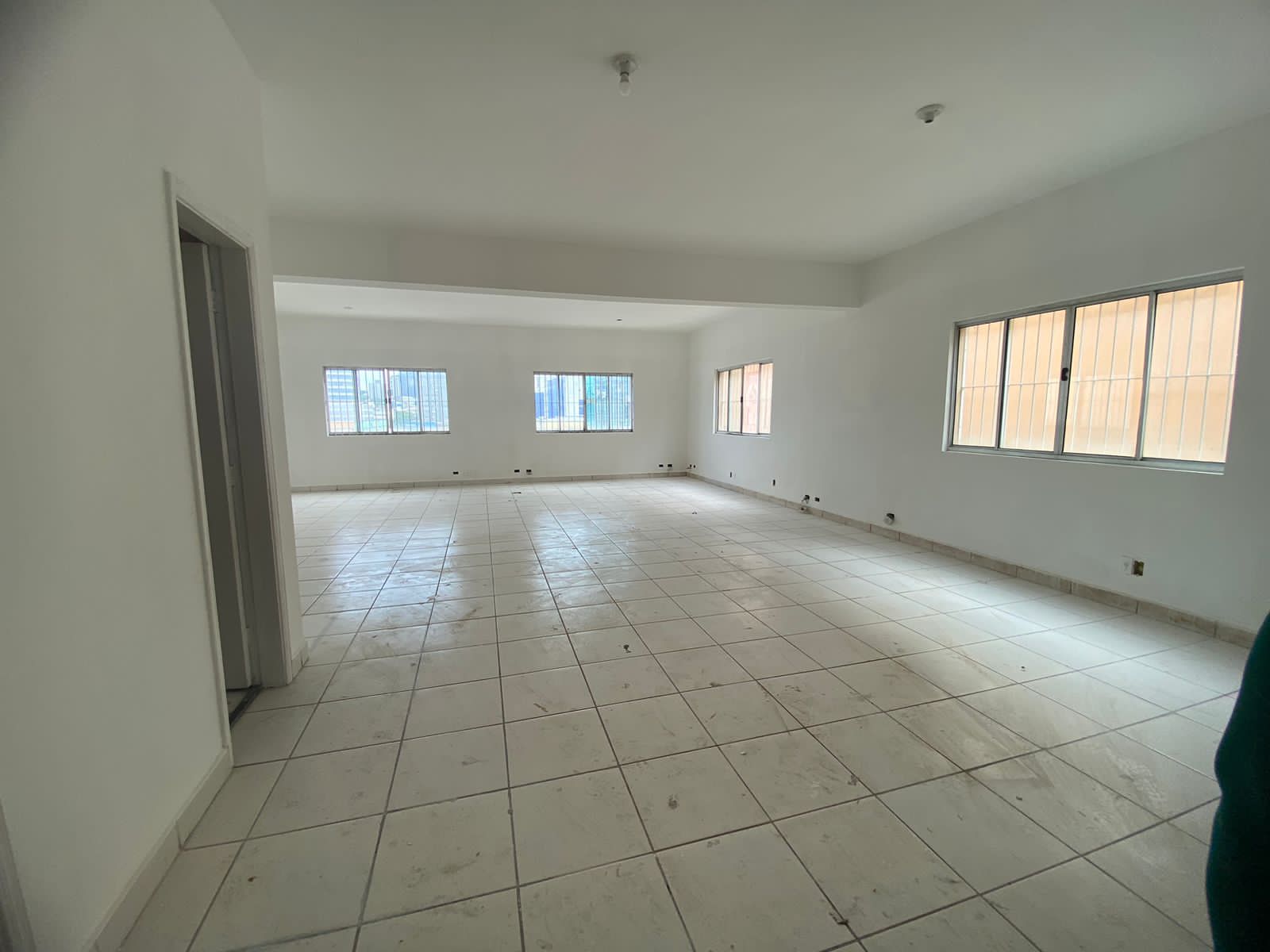 Foto do imóvel: Imóvel Comercial para Alugar, 1.000 m²em Centro - Osasco