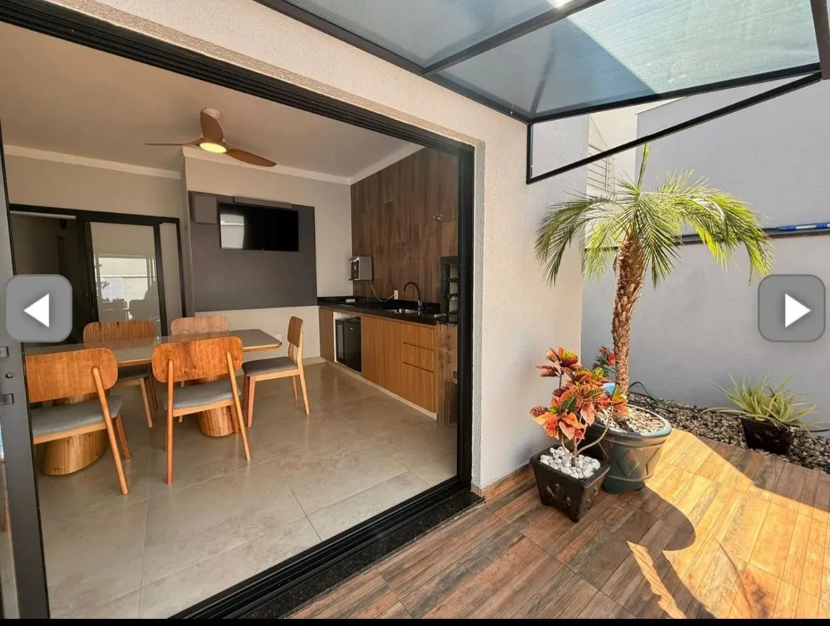 Foto do imóvel: Casa de Condomínio com 3 Quartos à Venda, 170 m² em Swiss Park - Campinas