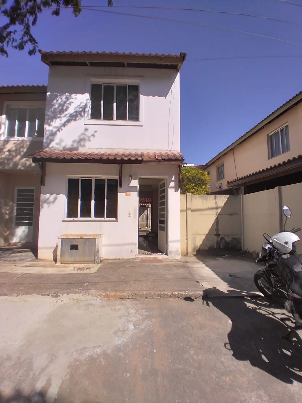 Casa com 2 Quartos para Alugar, 57 m²em Campo Alegre - Nova Iguaçu