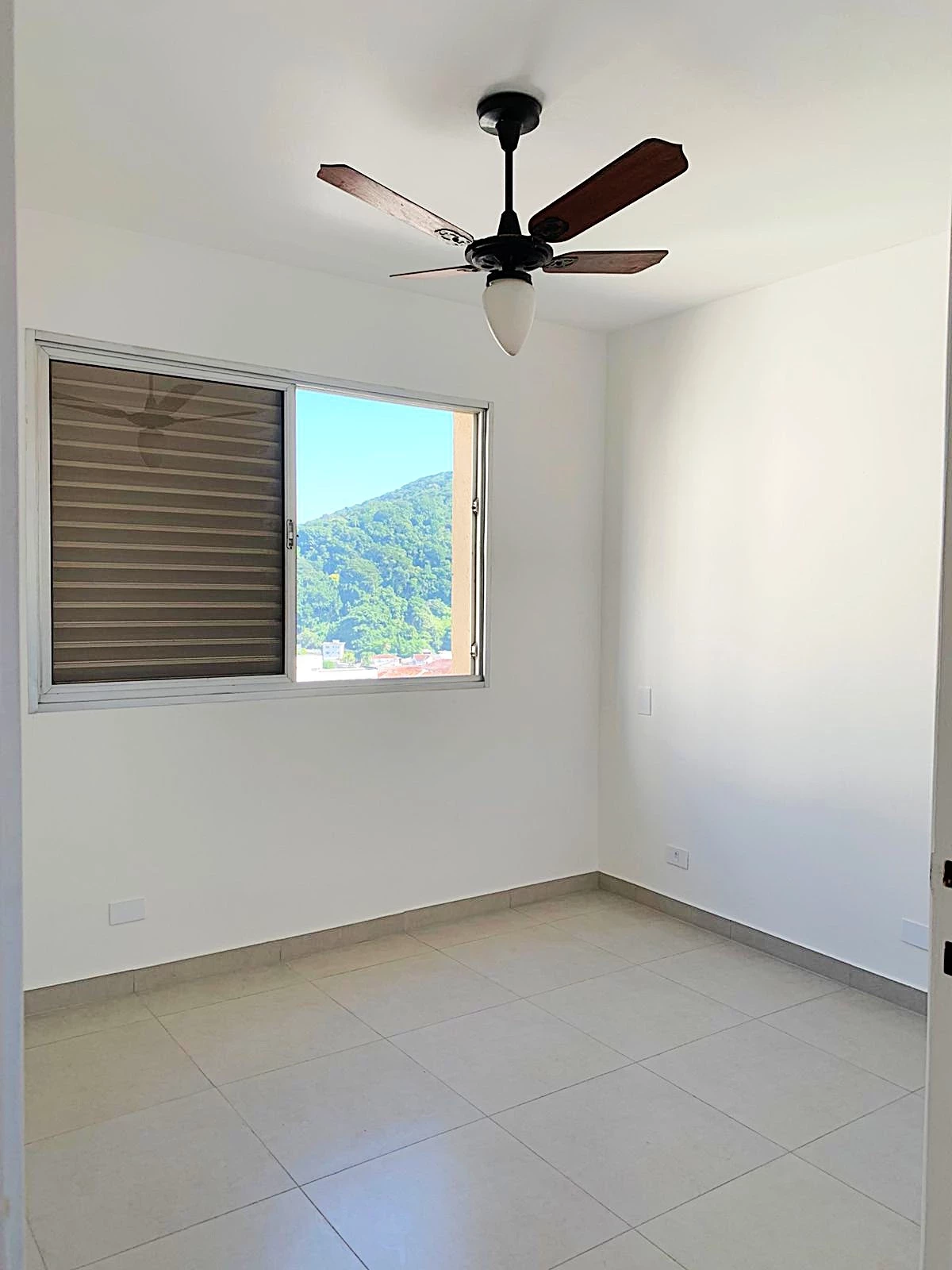 Imagem Apartamento com 3 Quartos à Venda, 129 m² em Pitangueiras - Guarujá