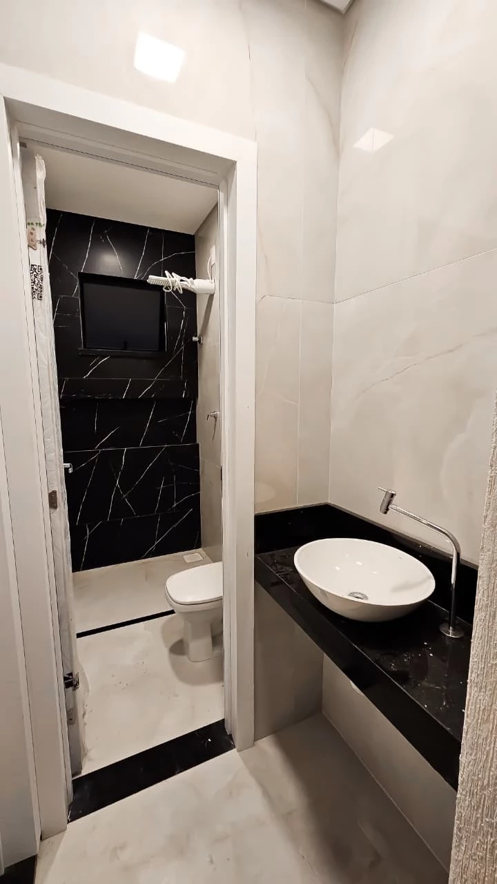Imagem Casa de Condomínio com 4 Quartos à Venda, 267 m² em Cidade Alpha - Eusébio