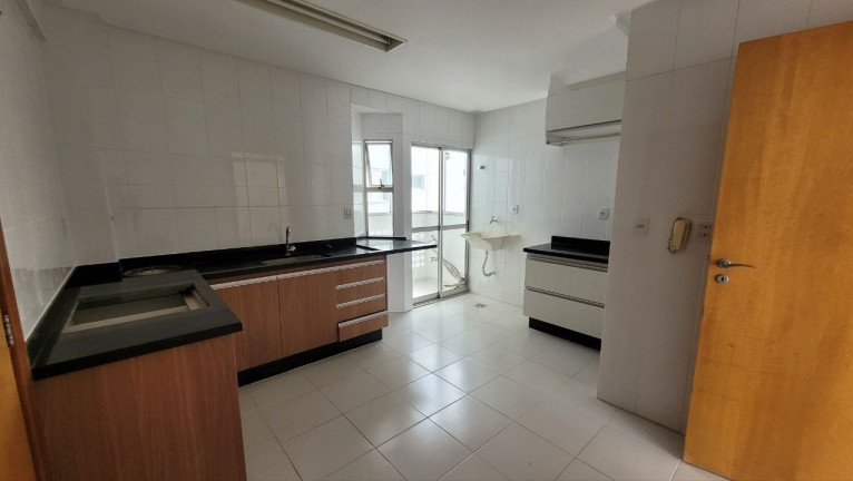 Imagem Apartamento com 3 Quartos à Venda, 117 m² em Serrinha - Goiânia