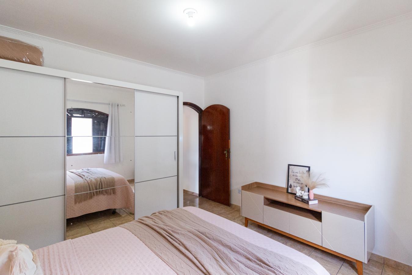 Foto do imóvel: Casa com 3 Quartos à Venda, 180 m² em Remédios - Osasco