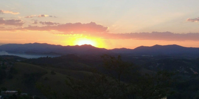 Imagem Casa com 2 Quartos à Venda, 250 m² em Centro - Santa Isabel