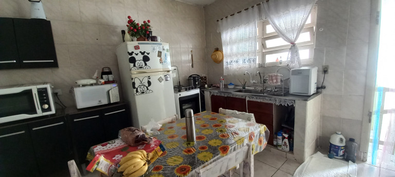 Imagem Casa com 2 Quartos à Venda, 107 m² em Centro - Peruíbe