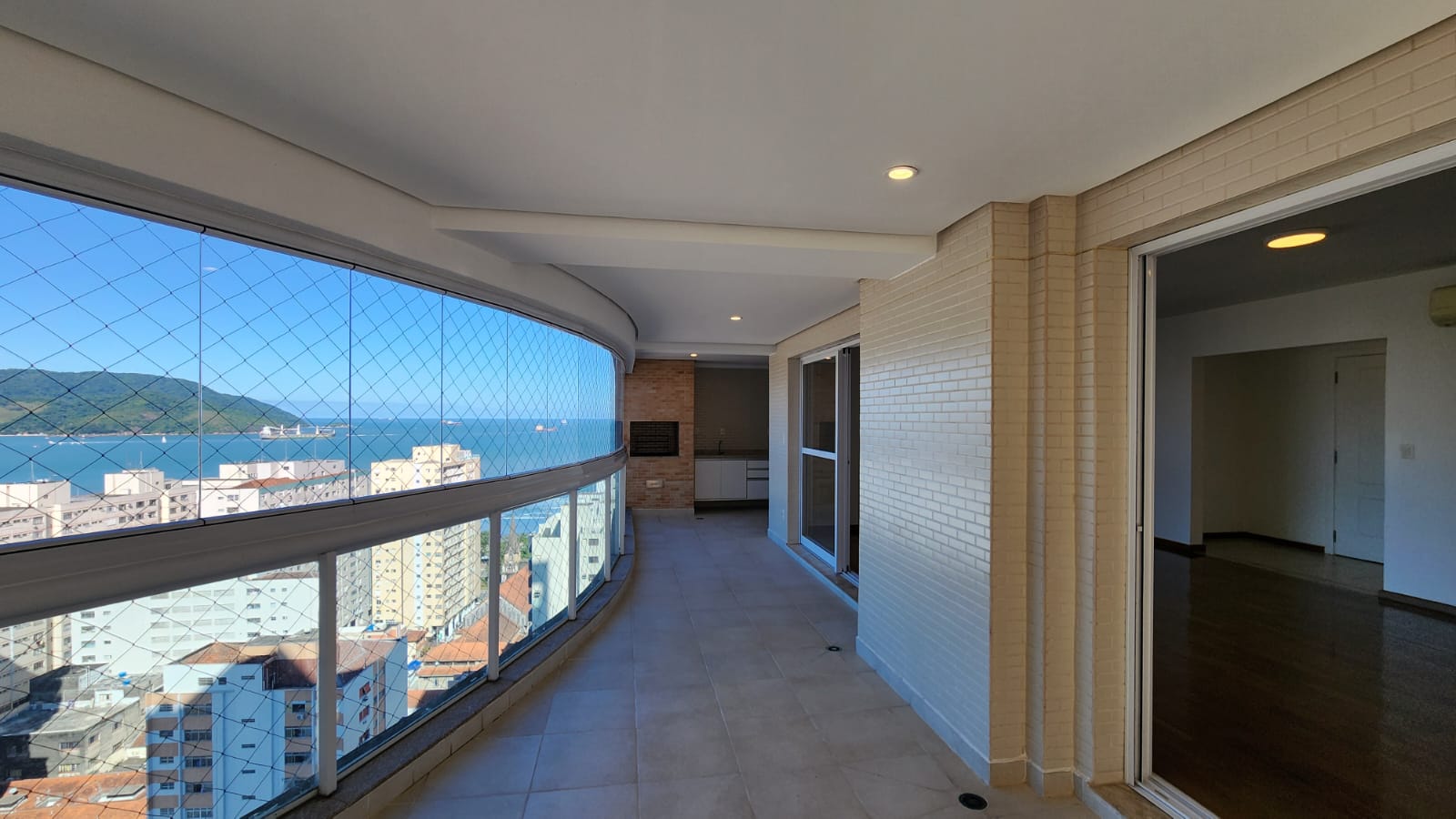 Apartamento com 4 Quartos à Venda, 204 m²em Boqueirão - Santos