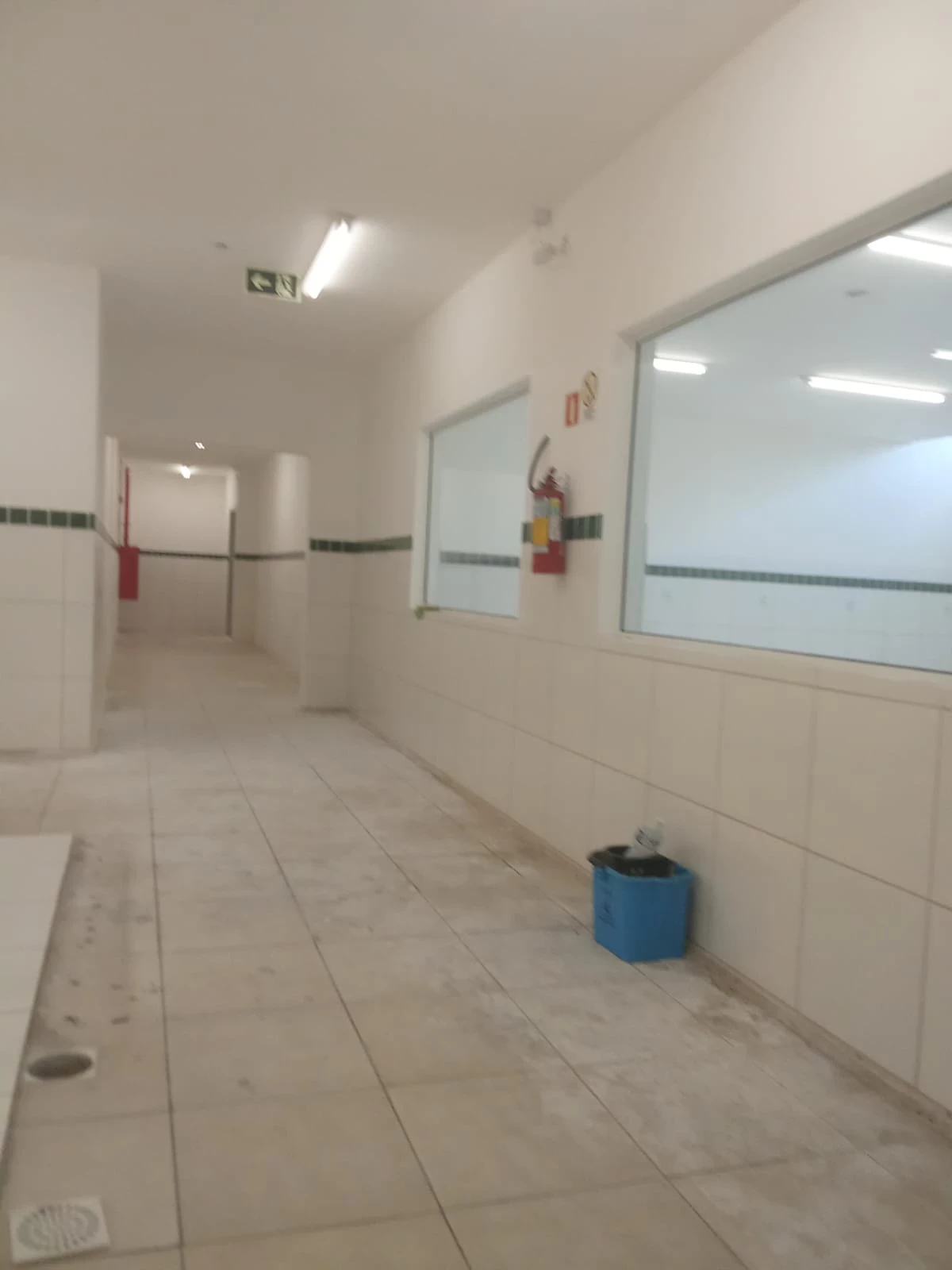 Imagem Imóvel Comercial para Alugar, 2.400 m² em Centro - Canoas