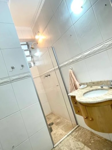 Imagem Apartamento com 4 Quartos à Venda, 18 m²em Aclimação - São Paulo