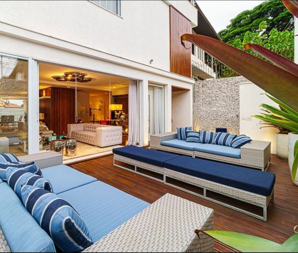 Imagem Casa com 3 Quartos à Venda, 450 m²em Pacaembu - São Paulo