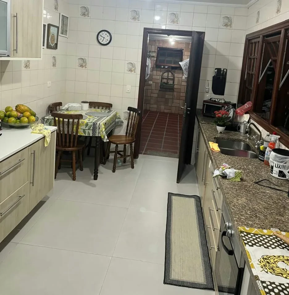 Foto do imóvel: Sobrado com 3 Quartos à Venda, 250 m² em Vila Mariana - São Paulo