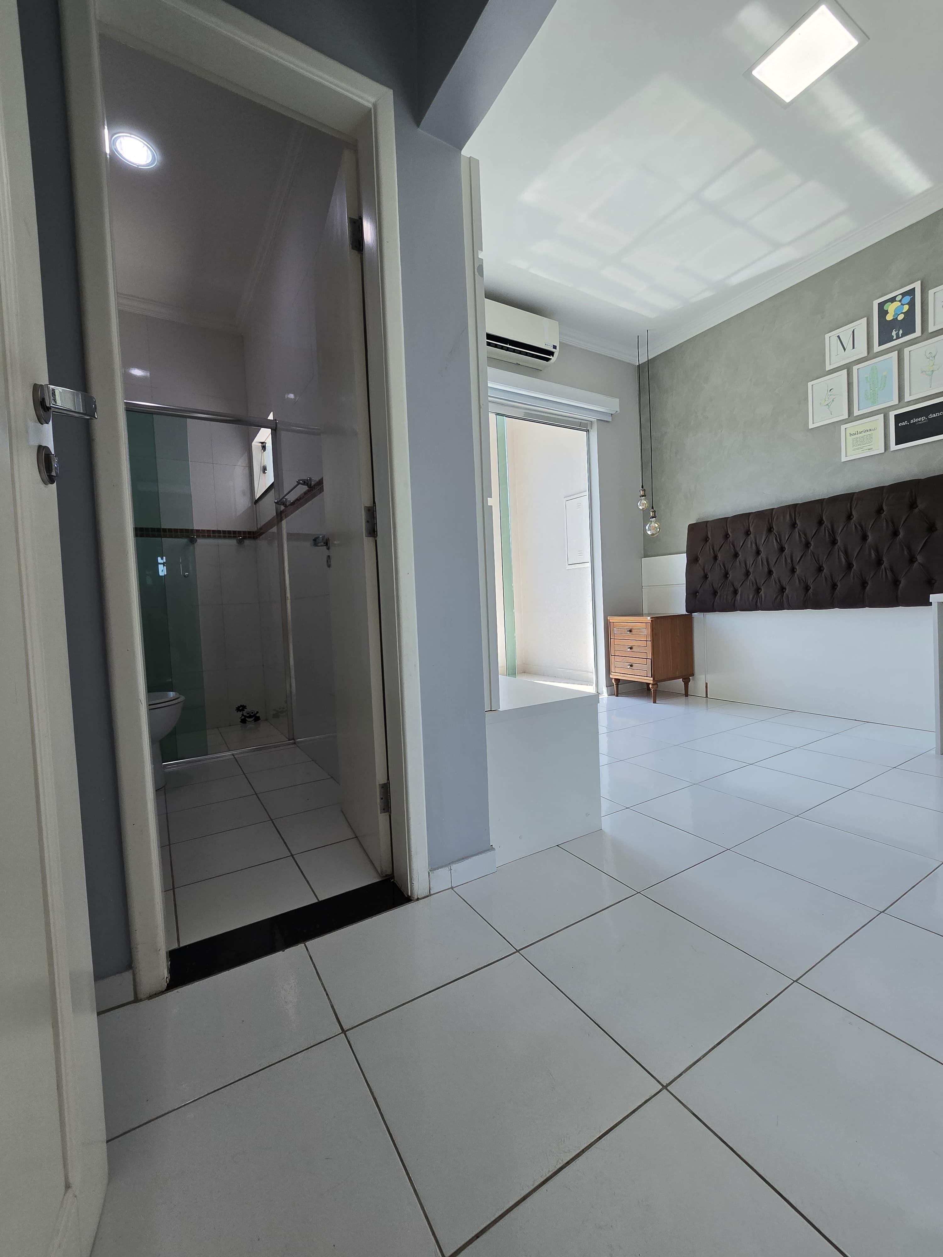 Imagem Casa de Condomínio com 4 Quartos à Venda, 238 m² em Tarumã - Manaus