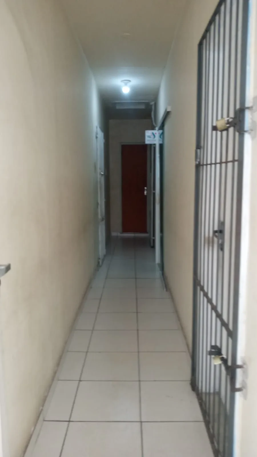 Foto do imóvel: Sala Comercial para Alugar, 20 m² em Centro - Araruama