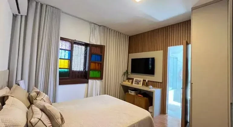 Imagem Casa com 5 Quartos à Venda, 279 metros em Alto Barroca - Belo Horizonte
