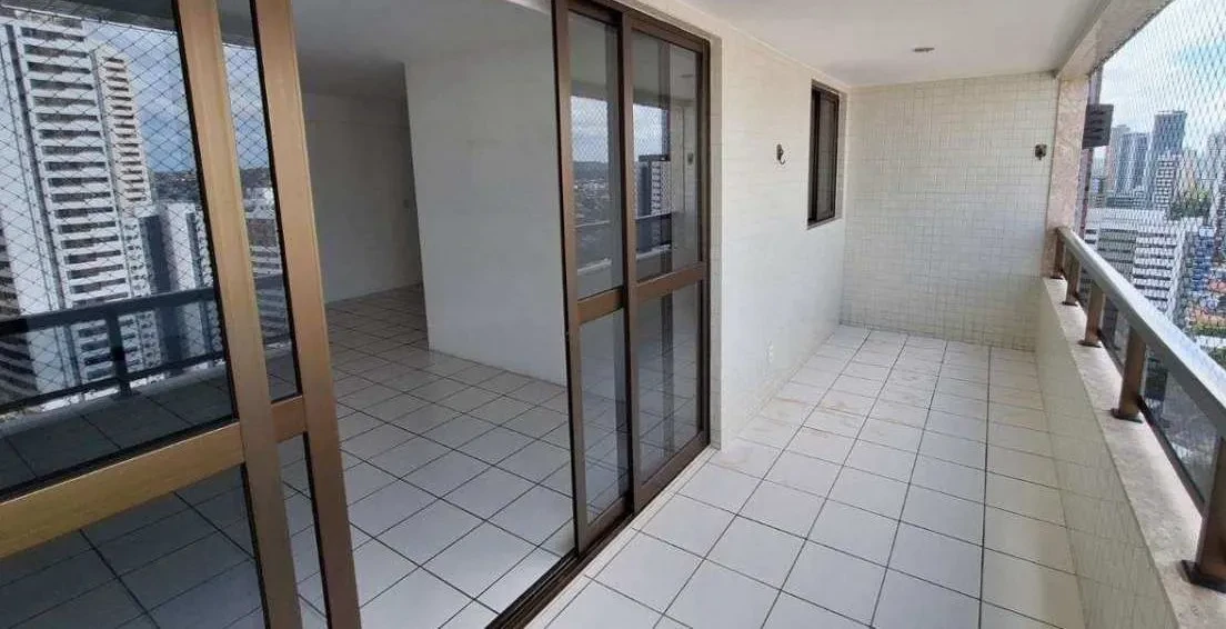 Imagem Apartamento com 4 Quartos à Venda, 132 m² em Casa Forte - Recife