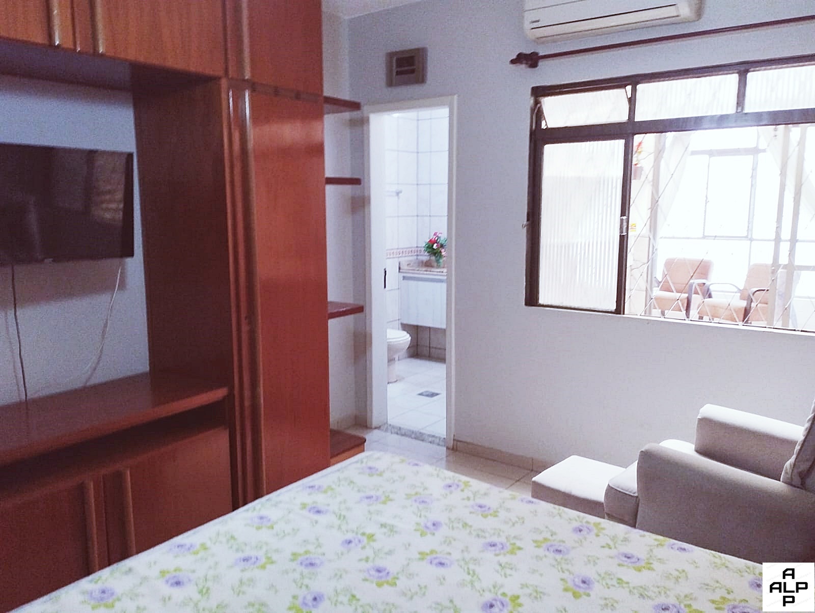 Imagem Casa com 5 Quartos à Venda, 210 m²em Taguatinga Norte (Taguatinga) - Brasília