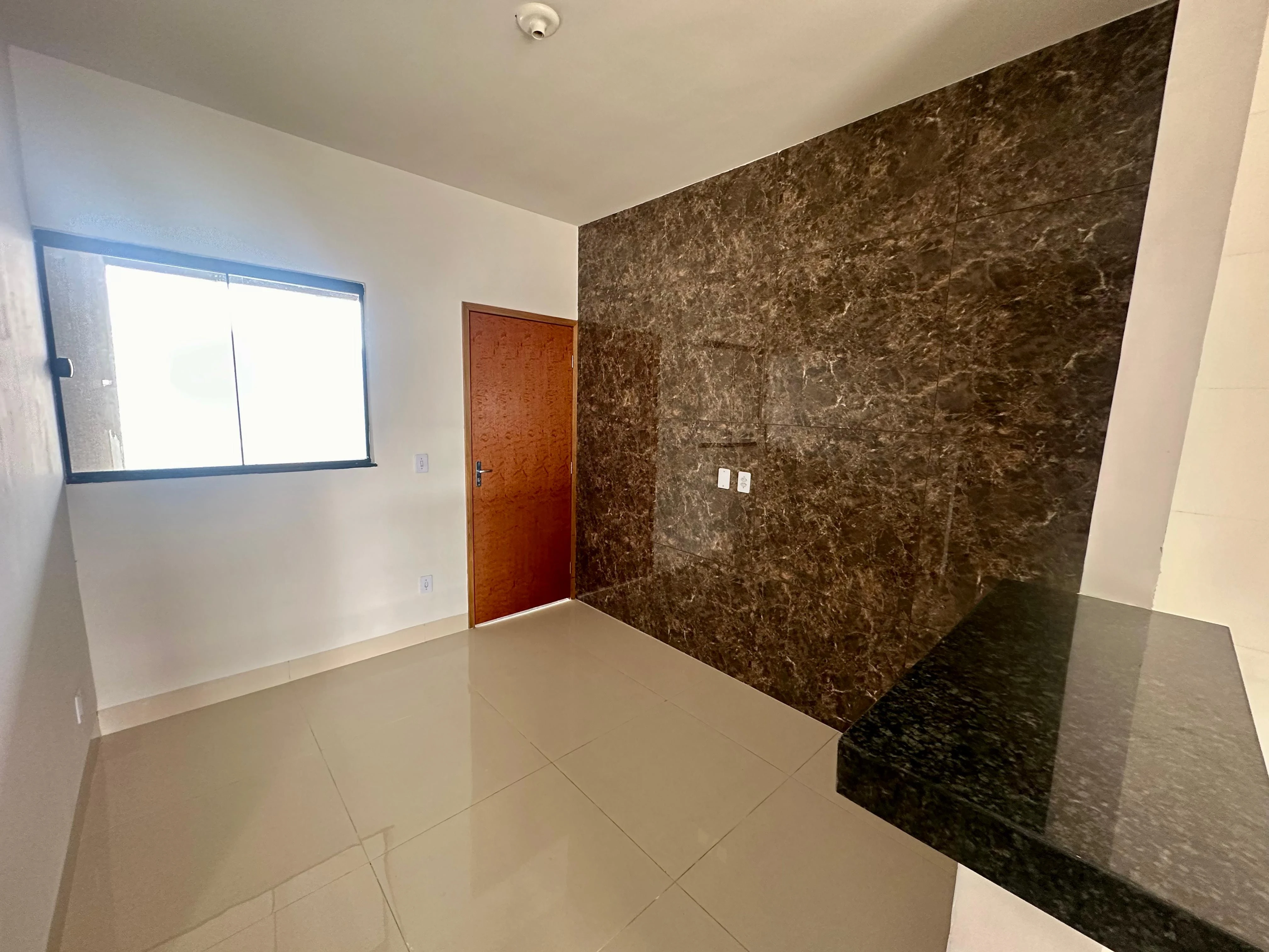 Imagem Casa com 2 Quartos à Venda, 102 m² em Independência - 3º Complemento - Aparecida de Goiânia