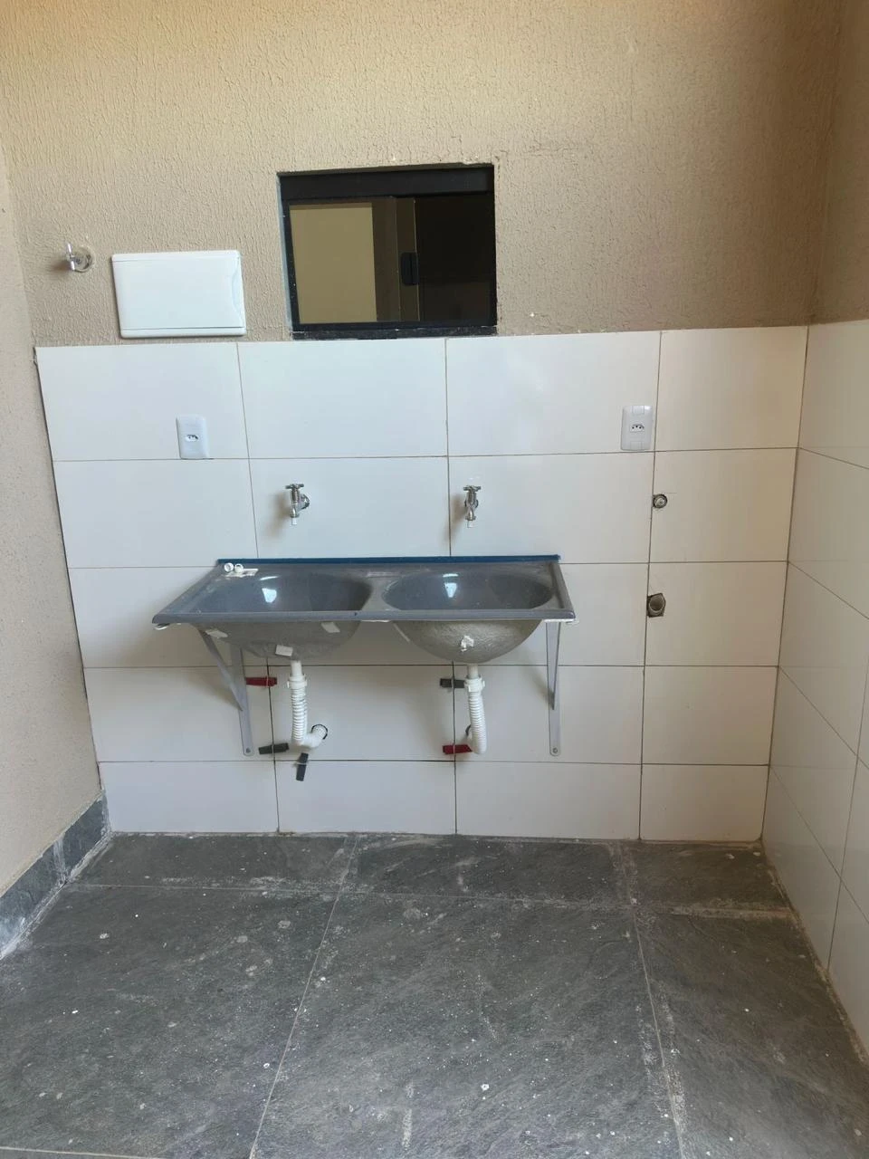 Imagem Casa com 2 Quartos à Venda, 97 m² em Terrabela Cerrado II - Senador Canedo