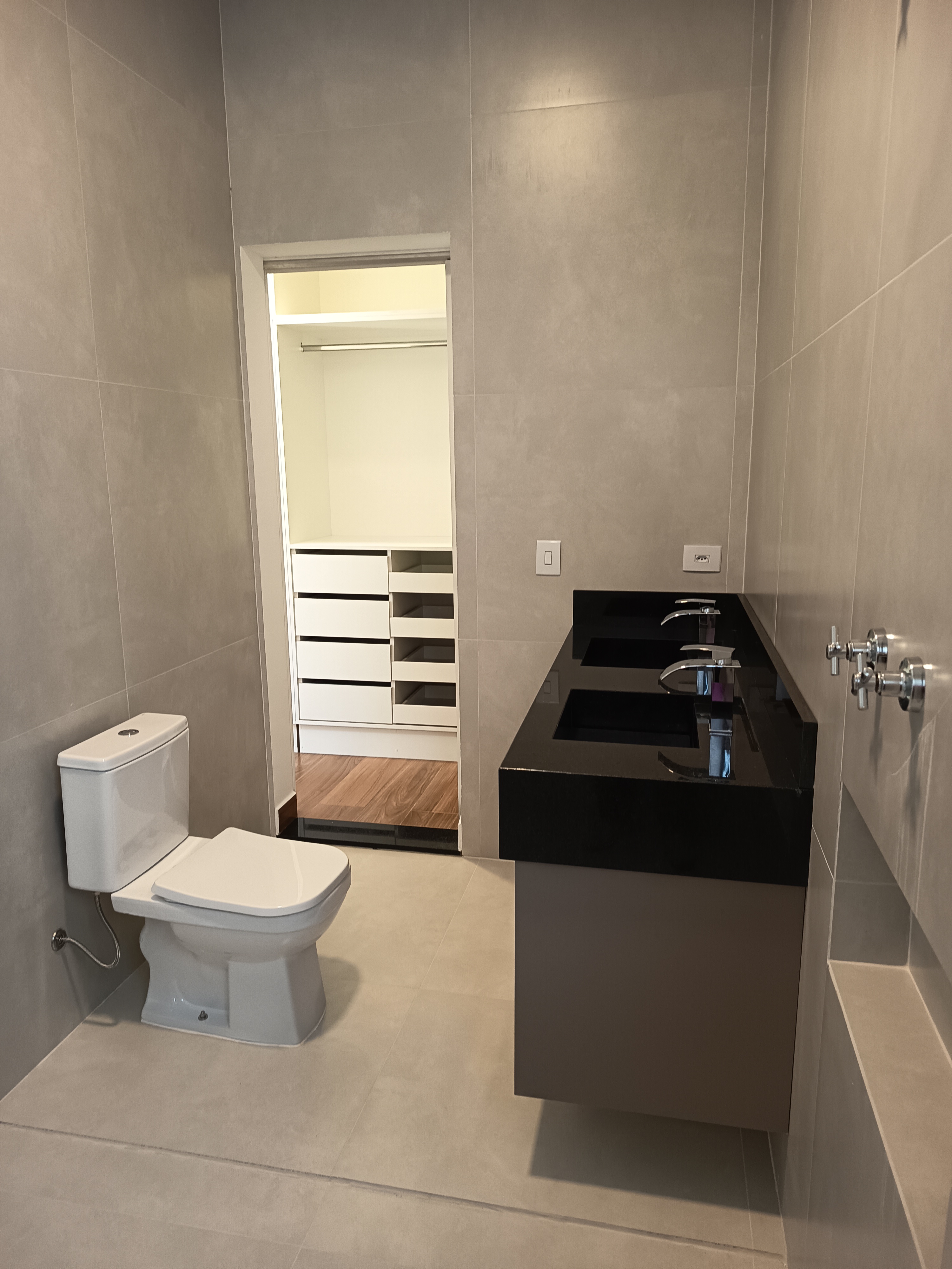 Imagem Casa de Condomínio com 4 Quartos à Venda, 334 m² em Condomínio Residencial Reserva Ecológica Atibaia - Atibaia