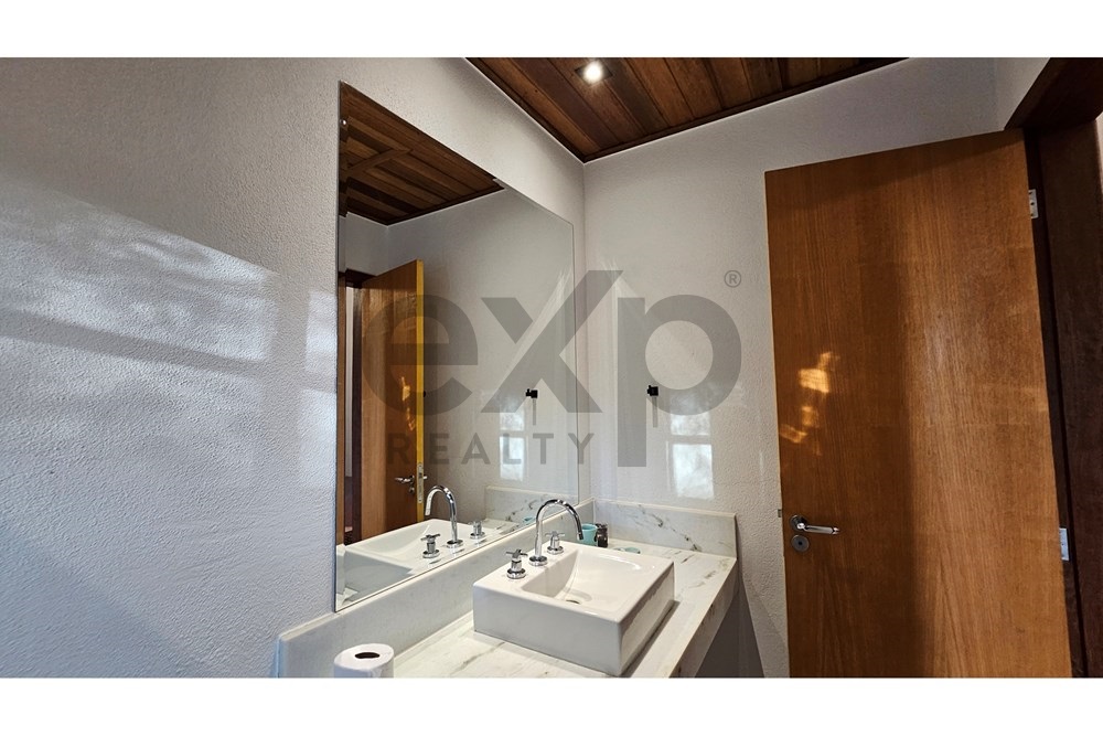 Imagem Casa de Condomínio com 4 Quartos à Venda, 290 m² em Areal - Areal