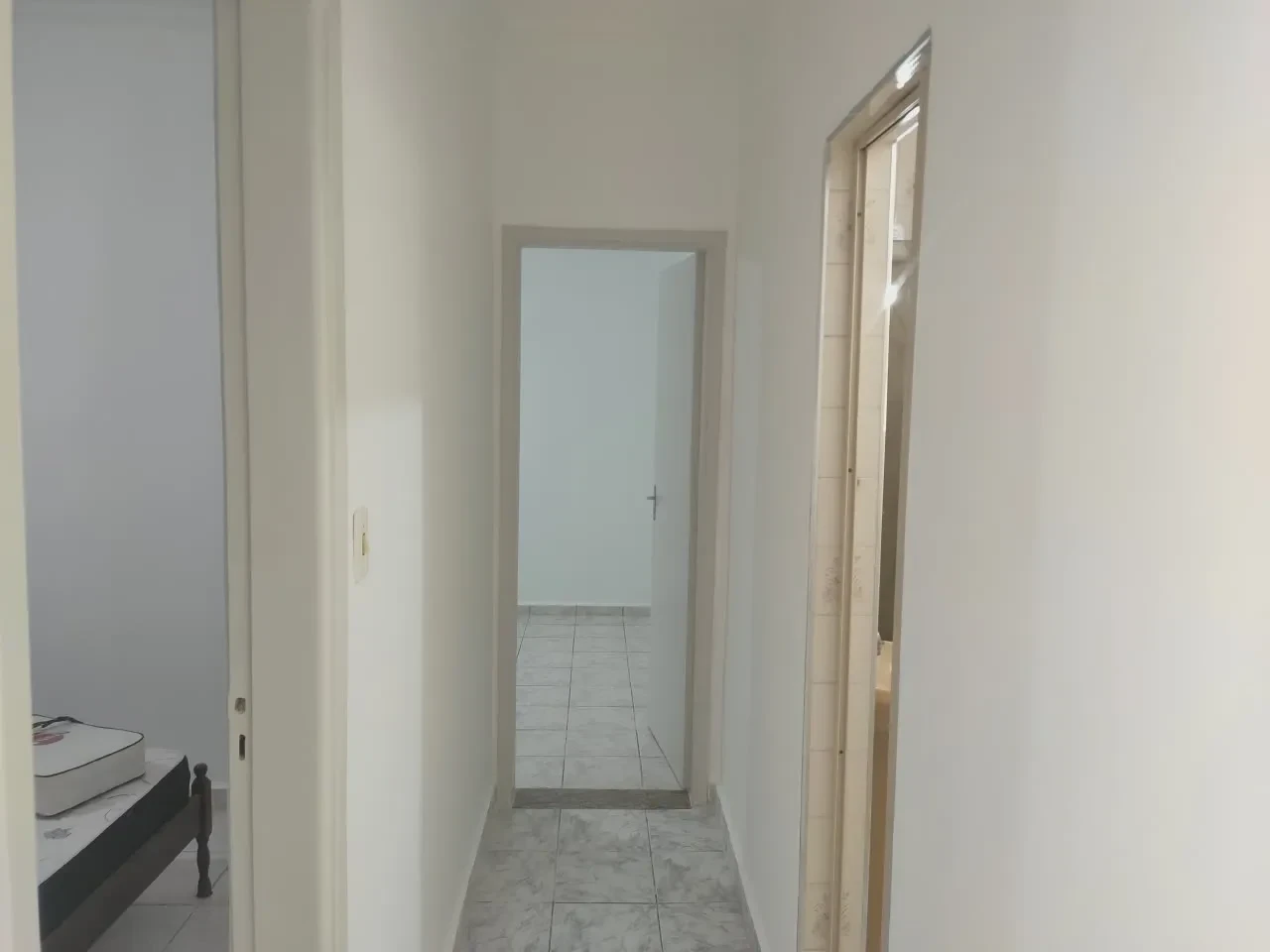 Imagem Apartamento com 2 Quartos à Venda, 60 m² em Encruzilhada - Santos