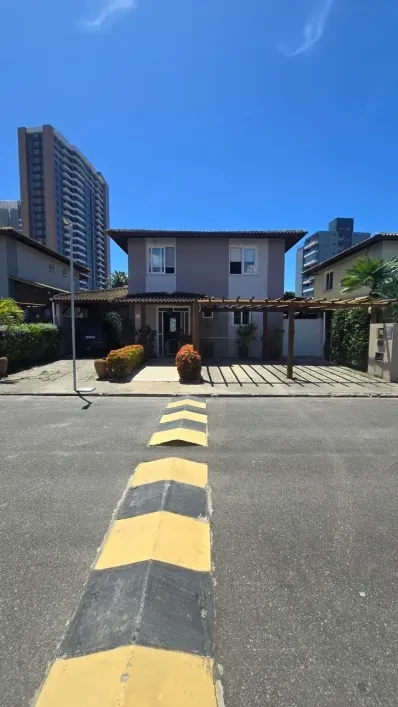 Foto do imóvel: Casa de Condomínio com 4 Quartos à Venda, 374 m² em Piatã - Salvador