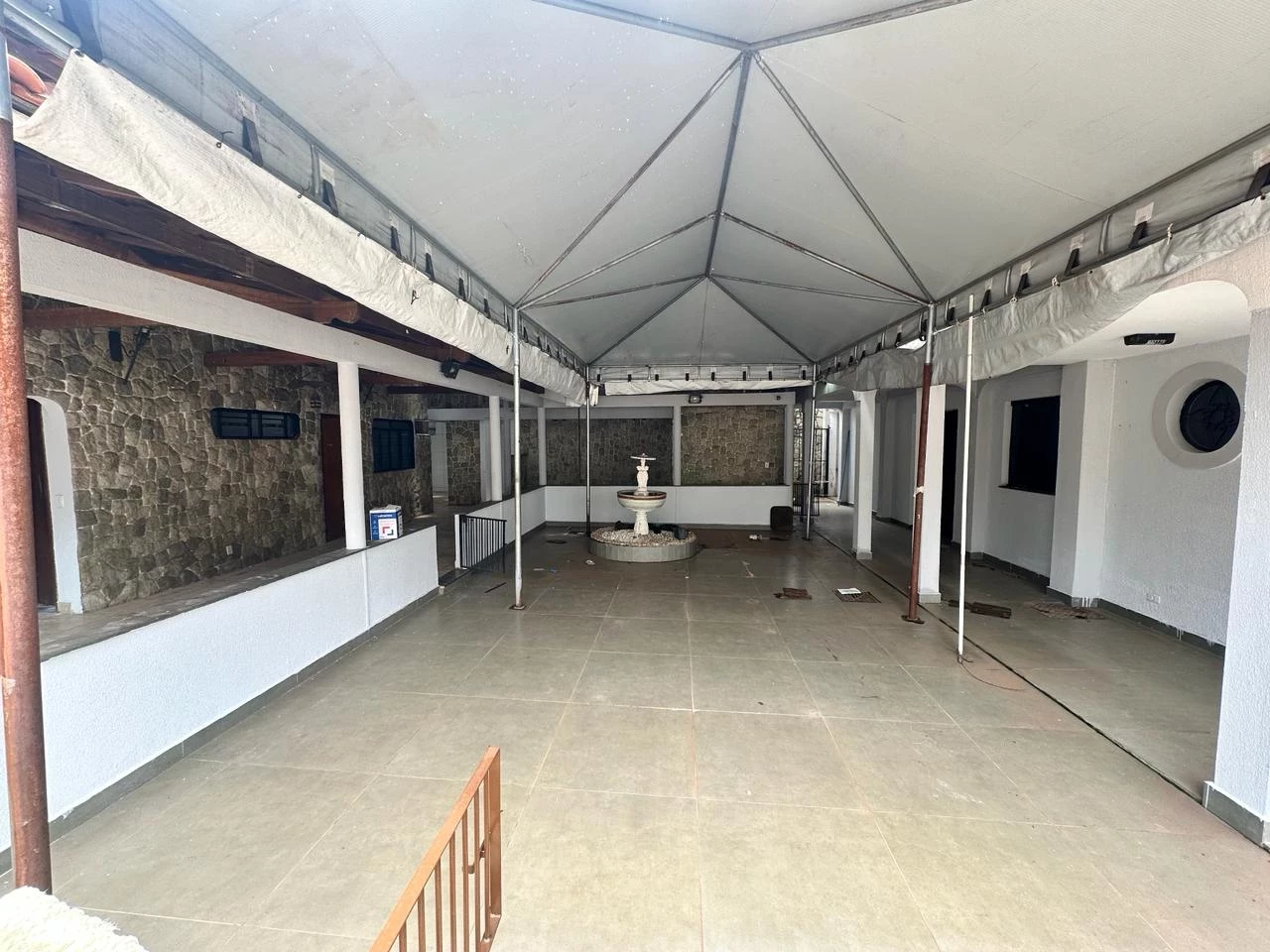 Imagem Sobrado com 6 Quartos à Venda, 411 m² em Setor Jaó - Goiânia Imagem Sobrado com 6 Quartos à Venda, 411 m² em Setor Jaó - Goiânia