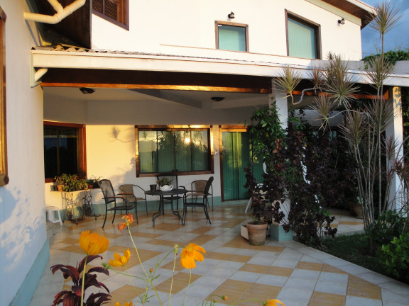 Casa com 3 Quartos à Venda, 500 m² em Village Mantiqueira - Guaratinguetá