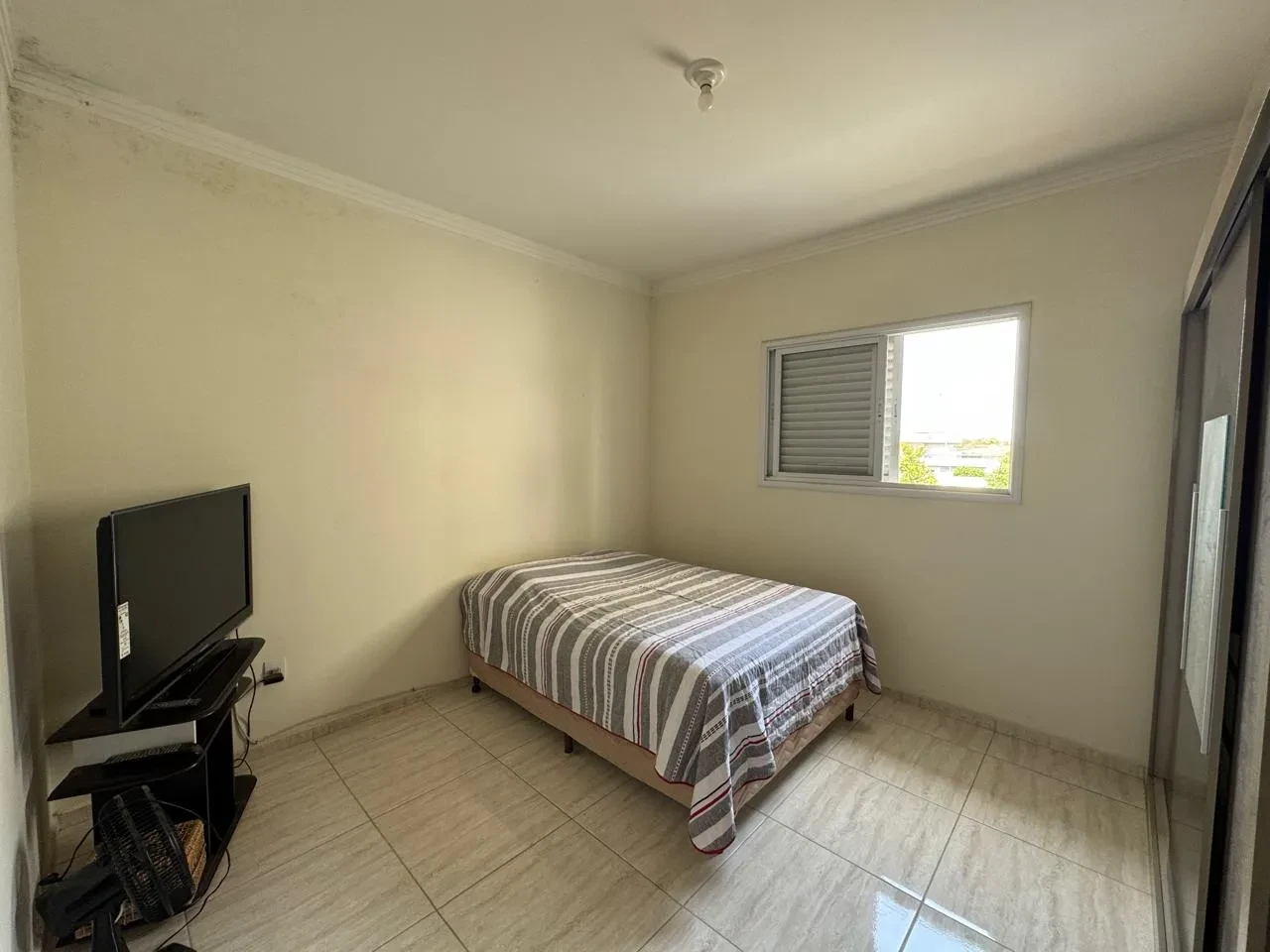 Imagem Sobrado com 2 Quartos à Venda, 80 metros em Jardim Wanel Ville V - Sorocaba