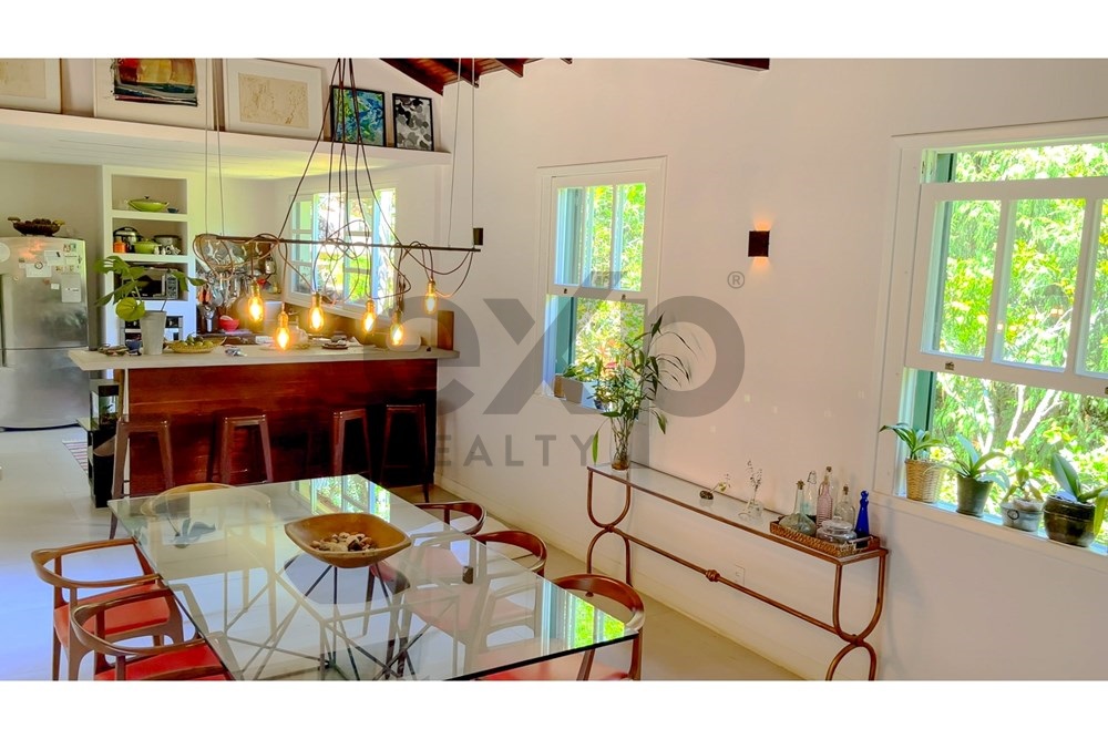 Imagem Casa com 4 Quartos à Venda, 449 m² em Nogueira - Petrópolis