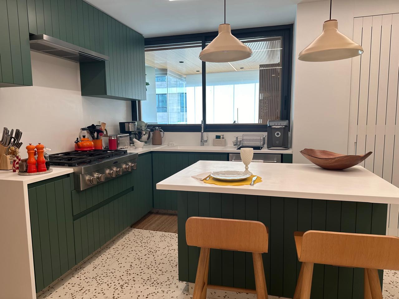 Imagem Apartamento com 3 Quartos à Venda, 176 m²em Cerqueira César - São Paulo