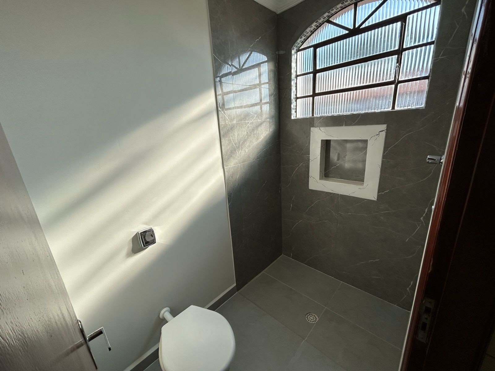 Imagem Casa de Condomínio com 5 Quartos à Venda ou Locação, 300 m² em Nova Caieiras - Caieiras